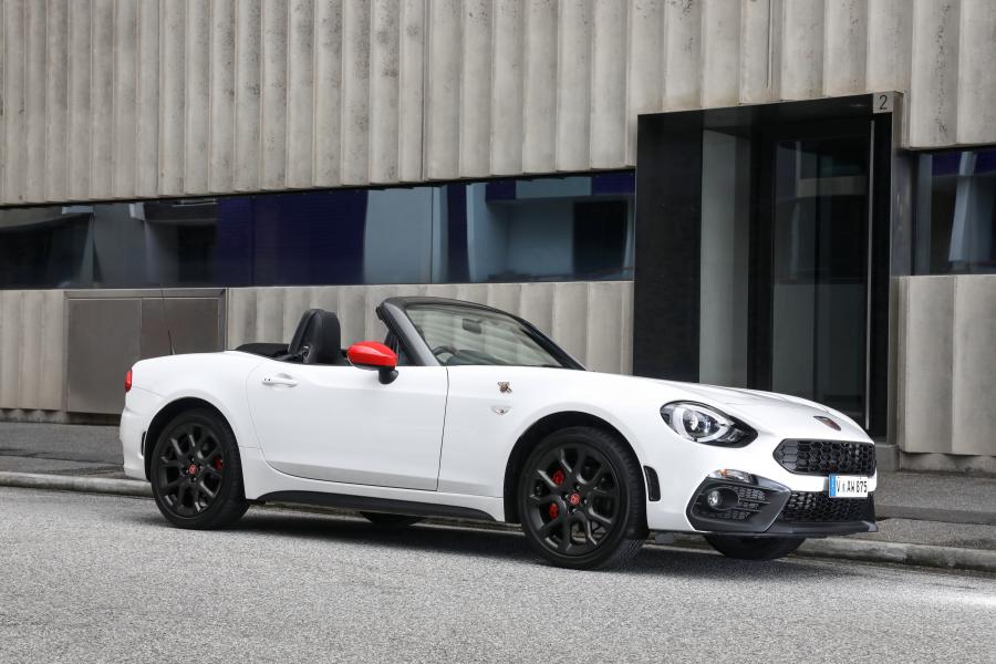  Abarth 124 Spider Monza Edition (348) 2018 года  (AU) (фото 3 из 23)